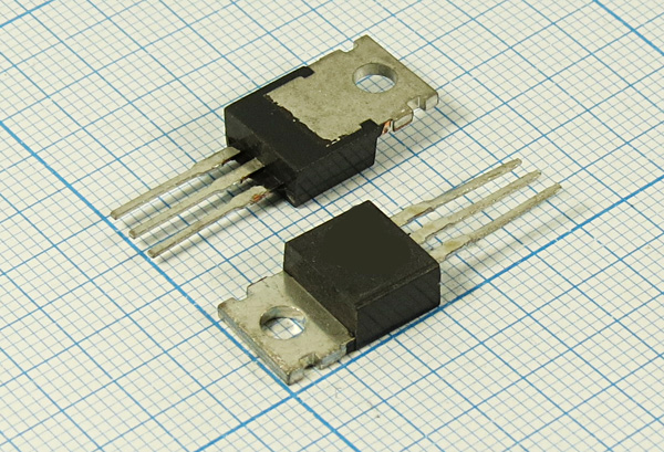 транз КТ819Г \NPN\1,5\TO-220\ транз КТ819Г \NPN\1,5\TO-220\