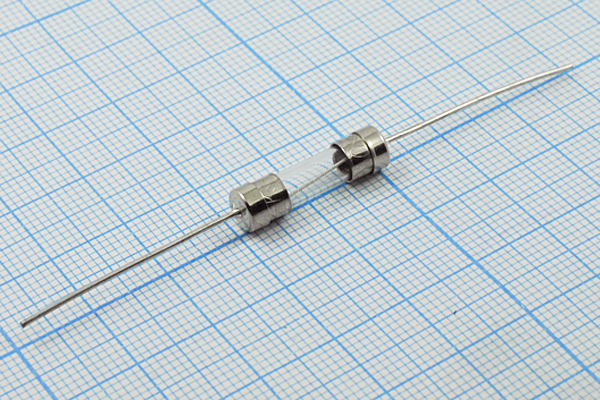 пред 5x20\ 3,15А\250В\ \стек\2LW\\ пред 5x20\ 3,15А\250В\ \стек\2LW\\